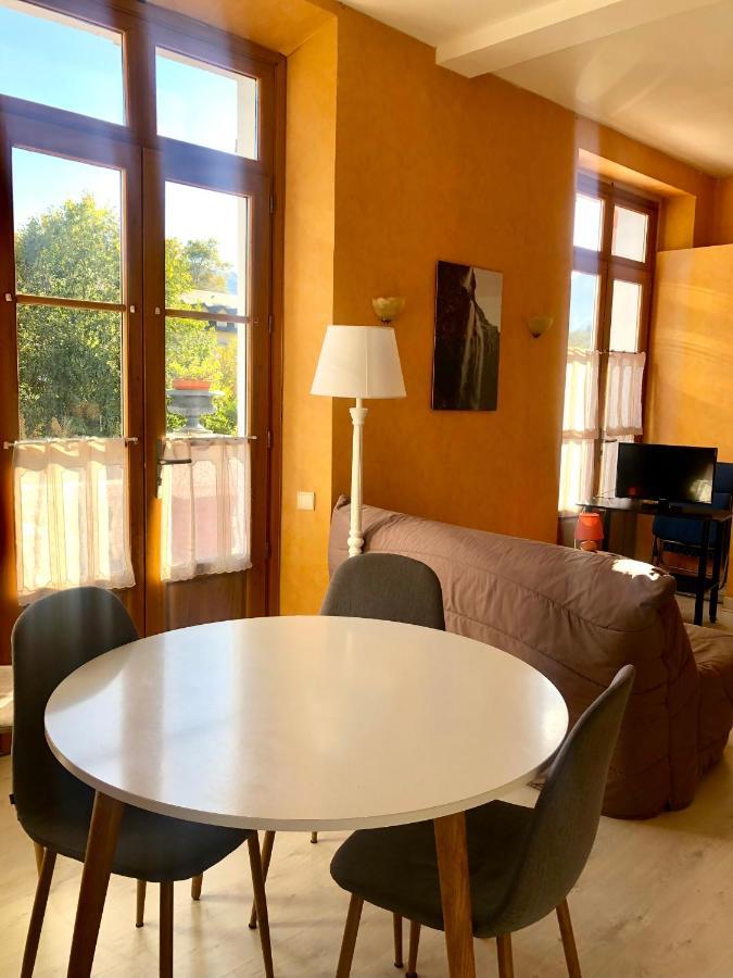 T2 Avec Terrasse Vue Hautacam Dans Villa Historique "Victoria" Argelès-Gazost Exterior foto
